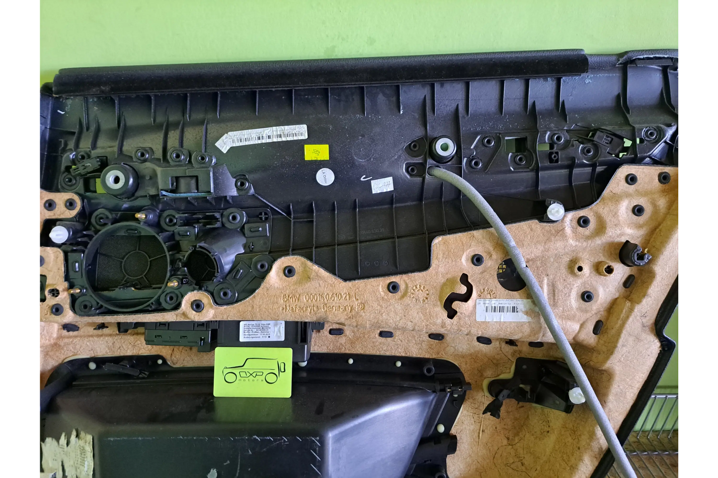 BMW 09-12 F01 F02 Door trim panel set