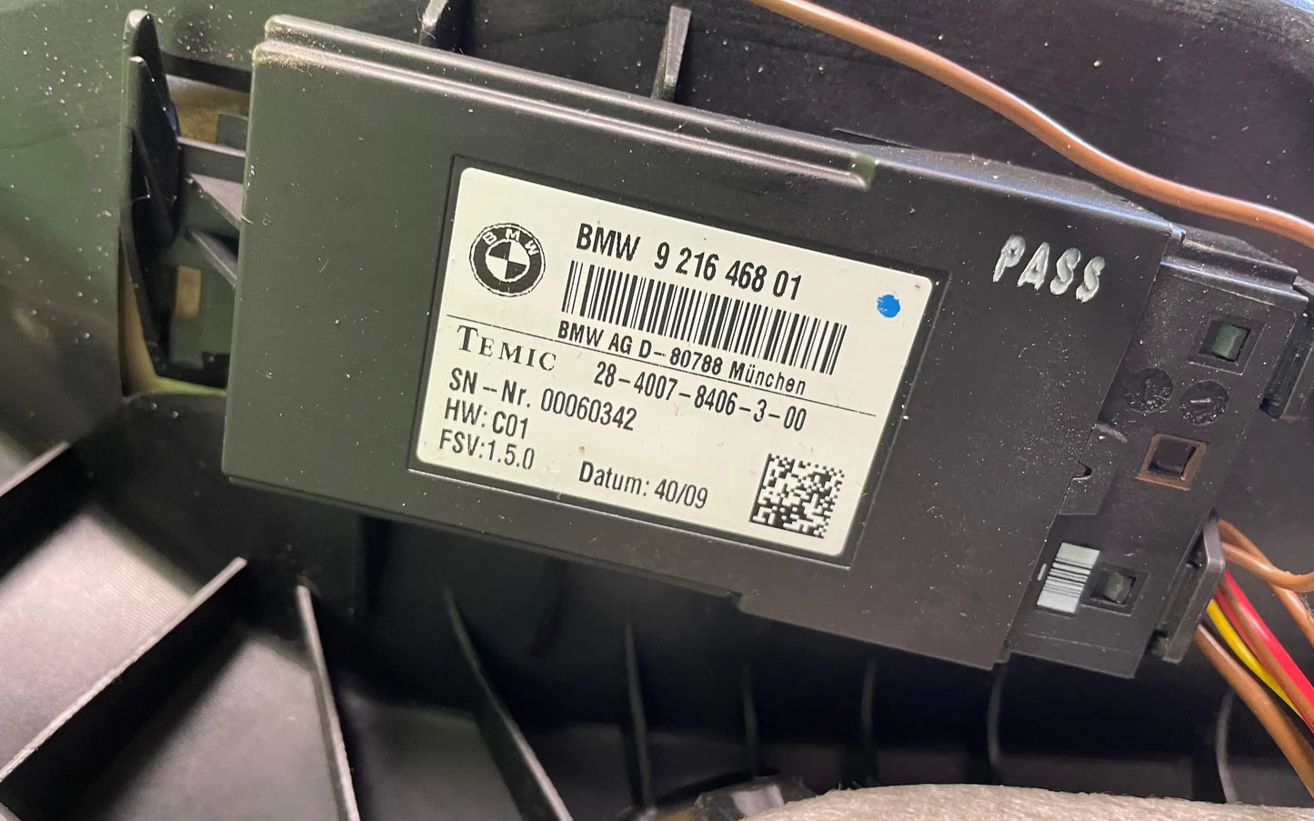 BMW F01 (7 Series) Rear seat - Rear seat