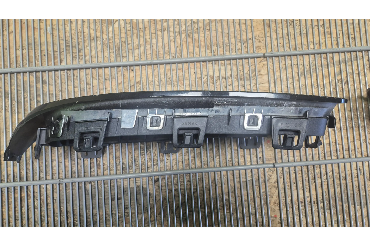 BMW F32 Front bumper centre grille set - bumper grille