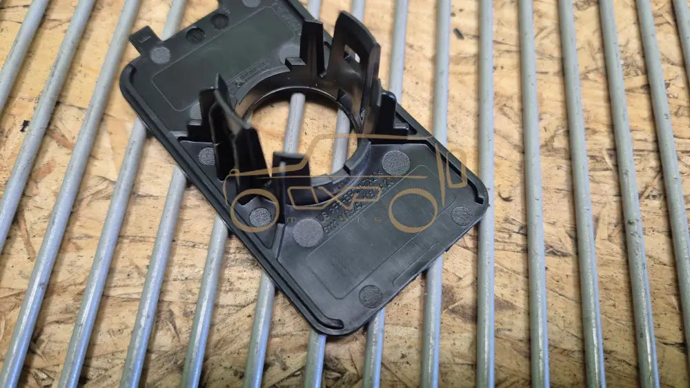 BMW X5 G05 Front right bumper sensor bracket - bumper sensor bracket