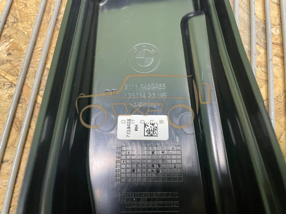 BMW X5 G05 Right Fog Light Cover - fog light cover