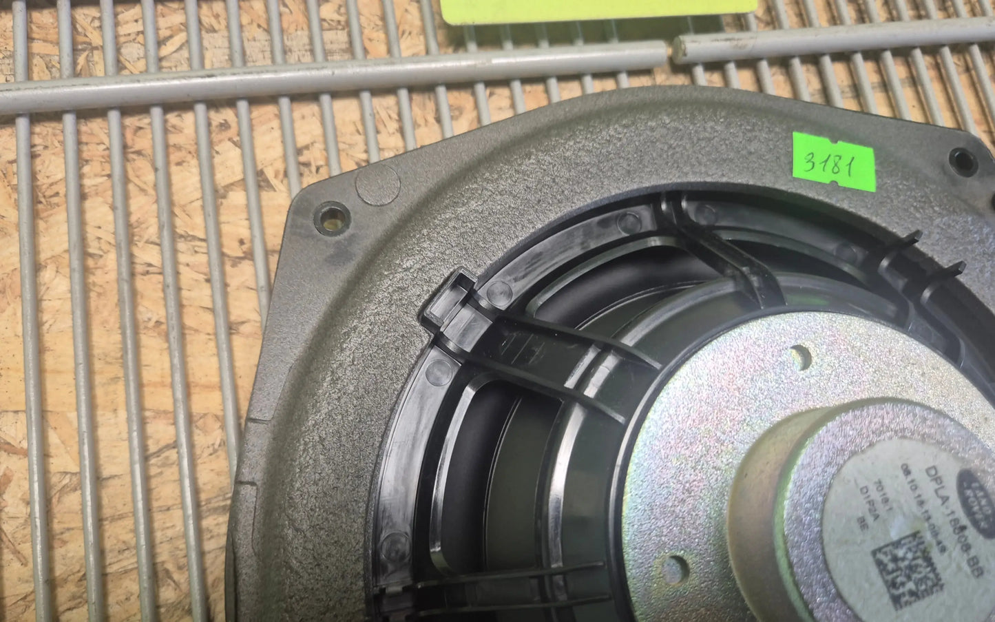 LAND ROVER RANGE ROVER Discovery 5 Front Door Speakers - door speaker