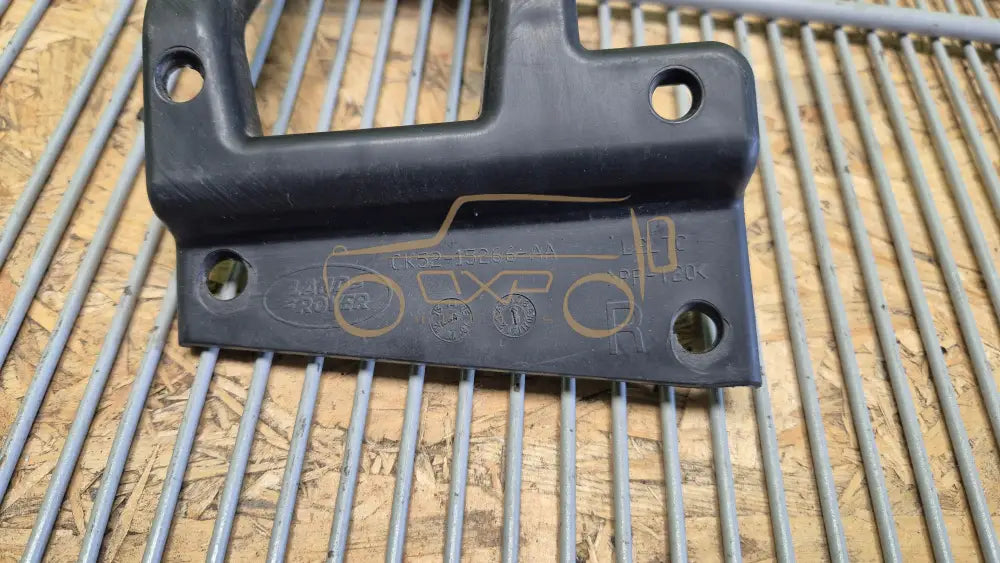 LAND ROVER RANGE ROVER Vogue L405 Fog light bracket left - fog light bracket