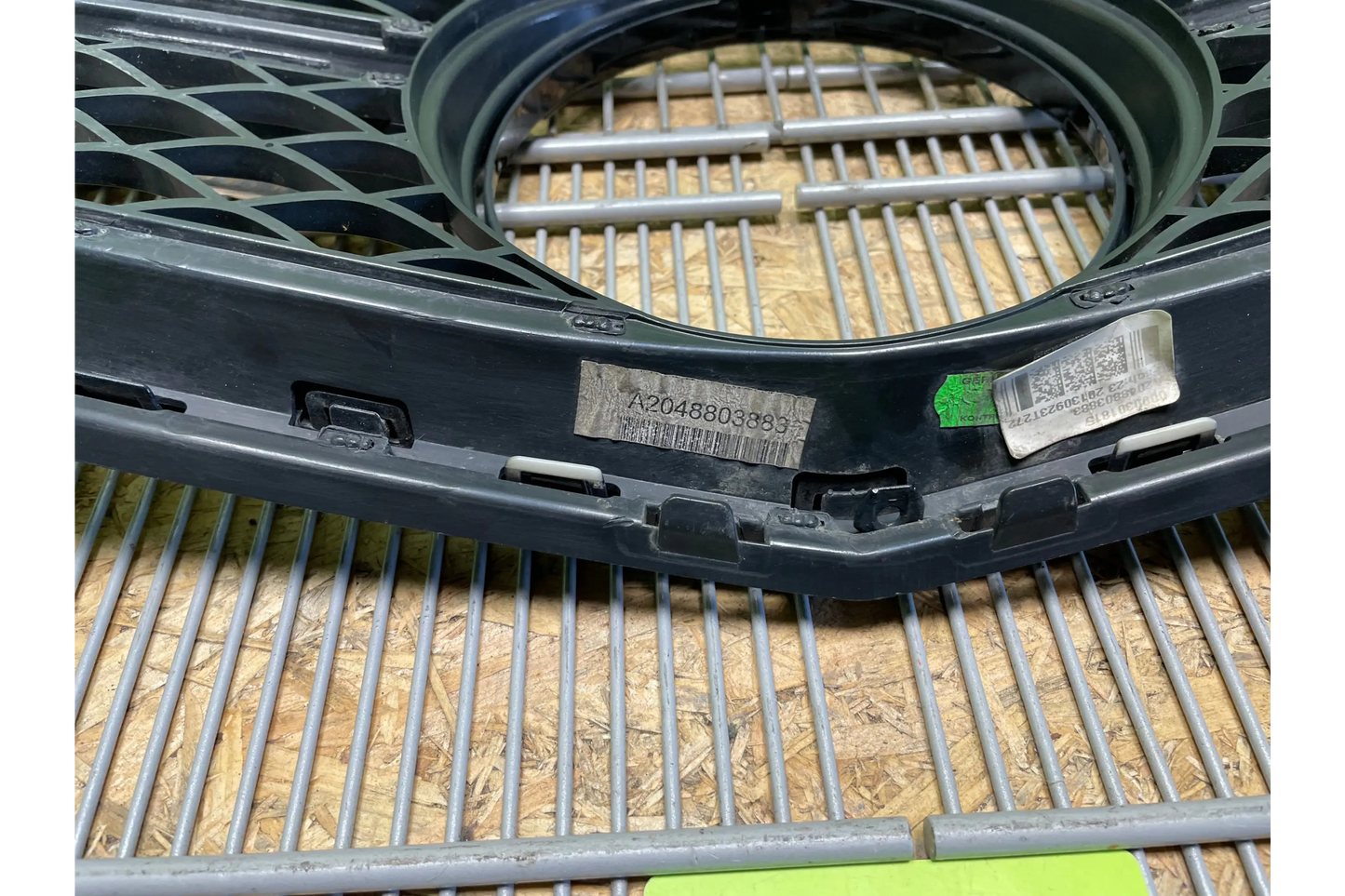 Mercedes-Benz C-Class W204 AMG Front grill - front grill