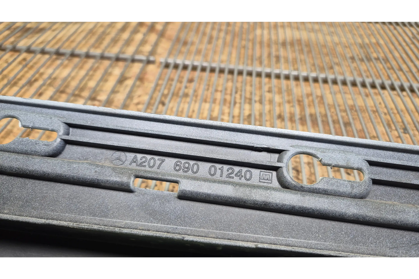 Mercedes-Benz E-Class C207 W207 side skirt trim right - side skirt
