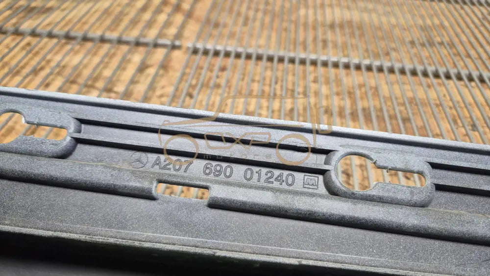 Mercedes-Benz E-Class C207 W207 sill/side skirt trim - sill/side skirt trim