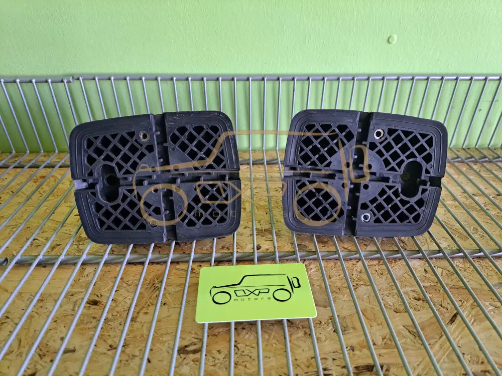 Mercedes-Benz G-Class Turn Signal light brown