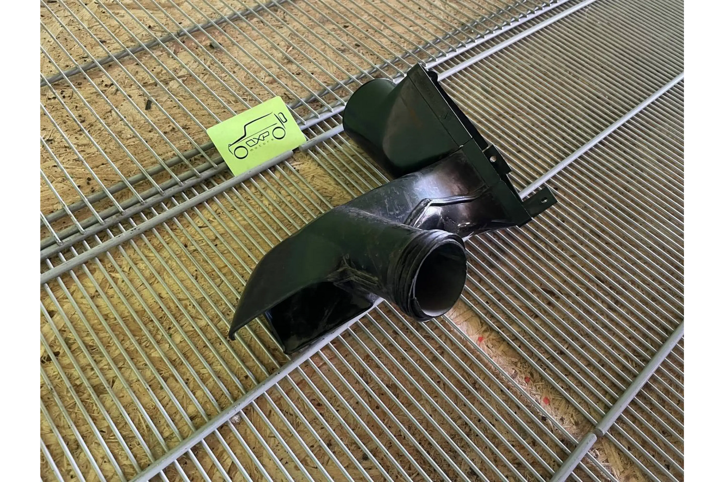 Mercedes-Benz G-Class W460/461 Air Distributor Air Channel Left