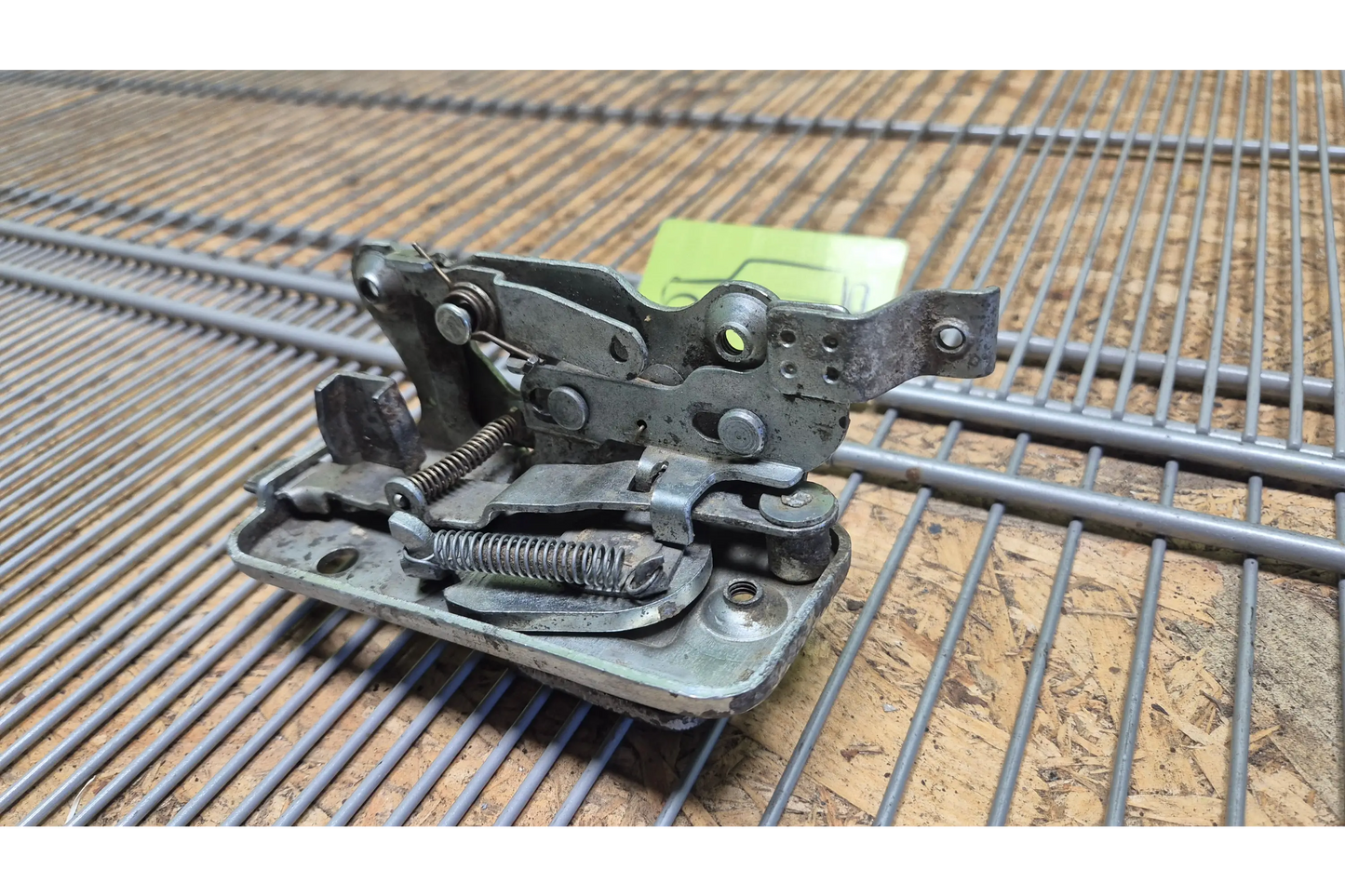 Mercedes-Benz G-Class W460/461 Front Left Door Lock