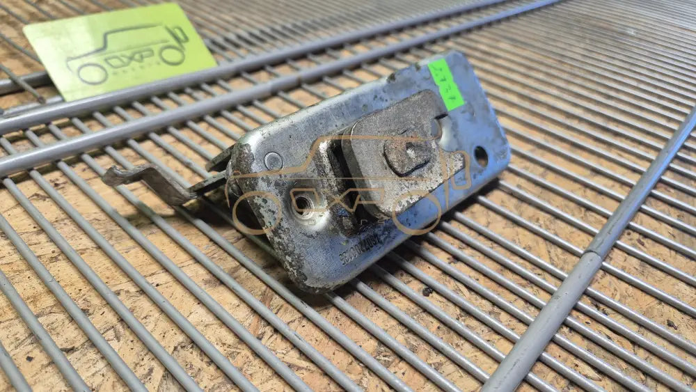 Mercedes-Benz G-Class W460/461 Front Left Door Lock