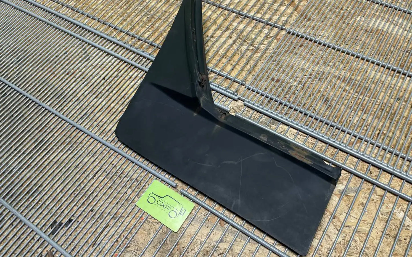 Mercedes-Benz G-Class W460 Front Left Mud Apron