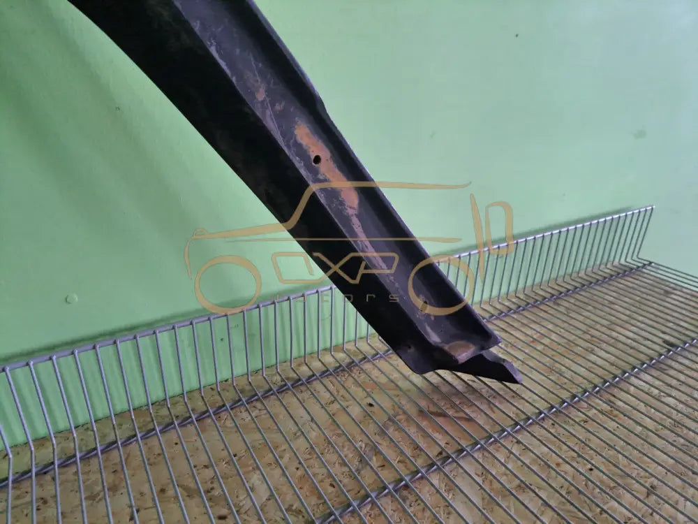 Mercedes-Benz G-Class W460 Front right fender flare