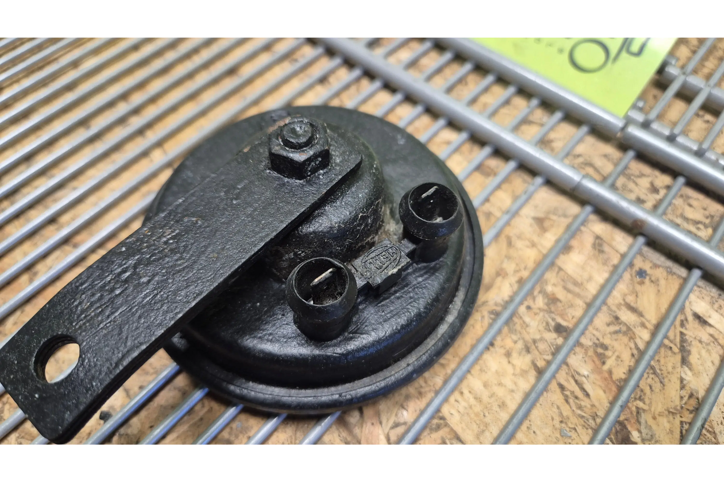 Mercedes-Benz G-Class W460 Horn Signal klaxon