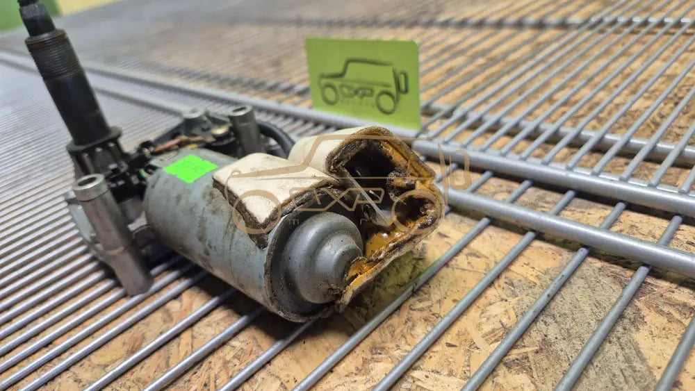 Mercedes-Benz G-Class W460 Wiper Motor Rear