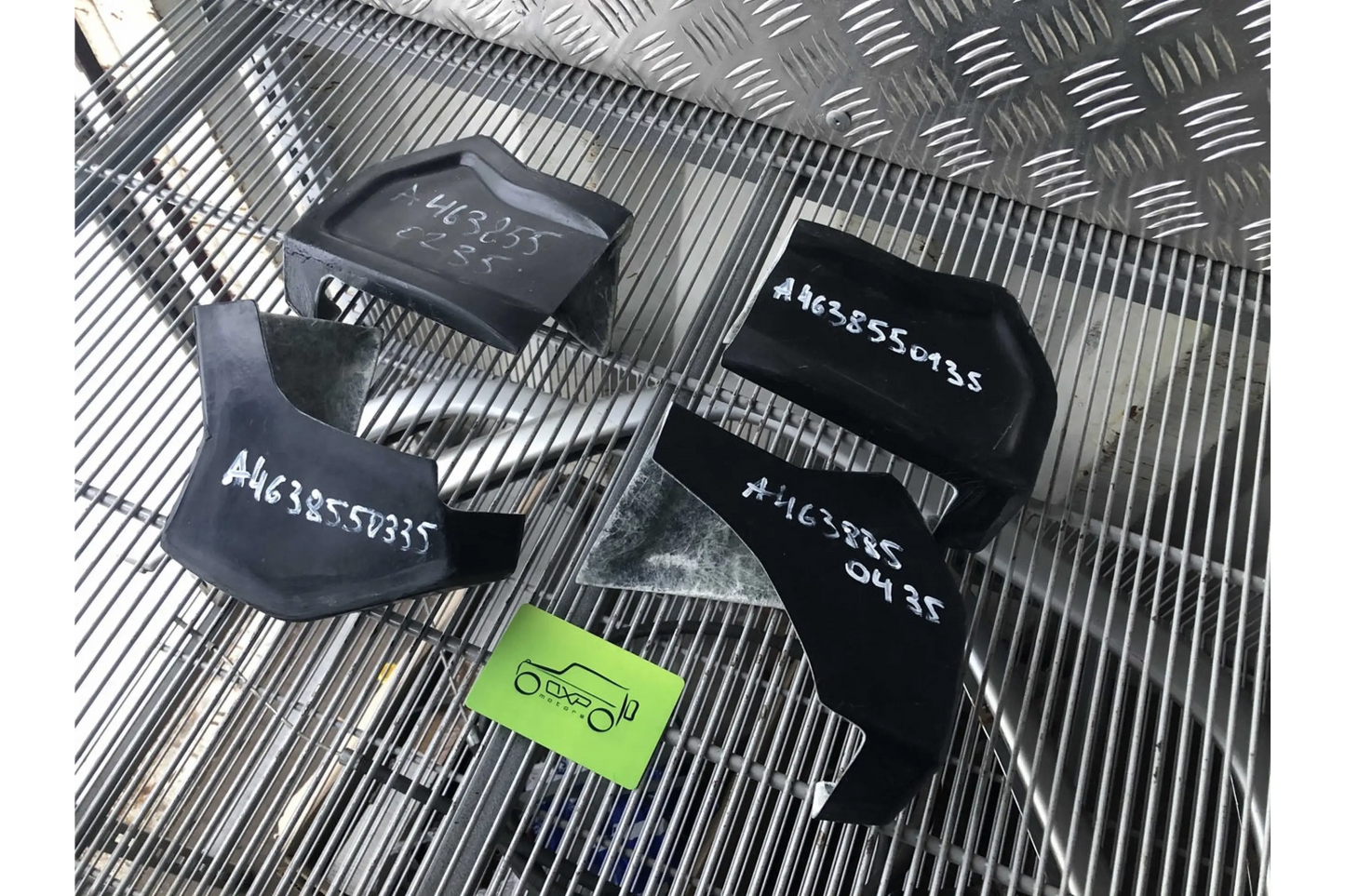 Mercedes-Benz G-Class W461/463 End cap running board SET COPY