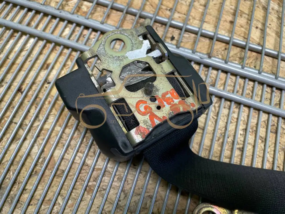 Mercedes-Benz G-Class W463 1993 Rear Left Seat Belt