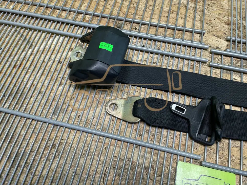 Mercedes-Benz G-Class W463 1993 Rear Right Seat Belt
