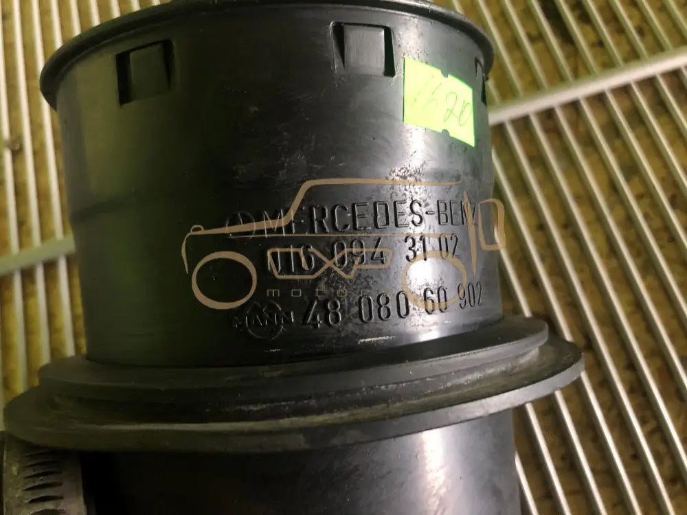 Mercedes-Benz G-Class W463 Air cleaner
