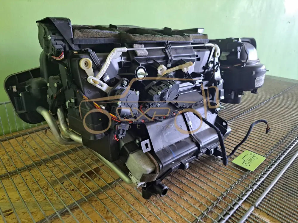 Mercedes-Benz G-Class W463 Air conditioning heater blower