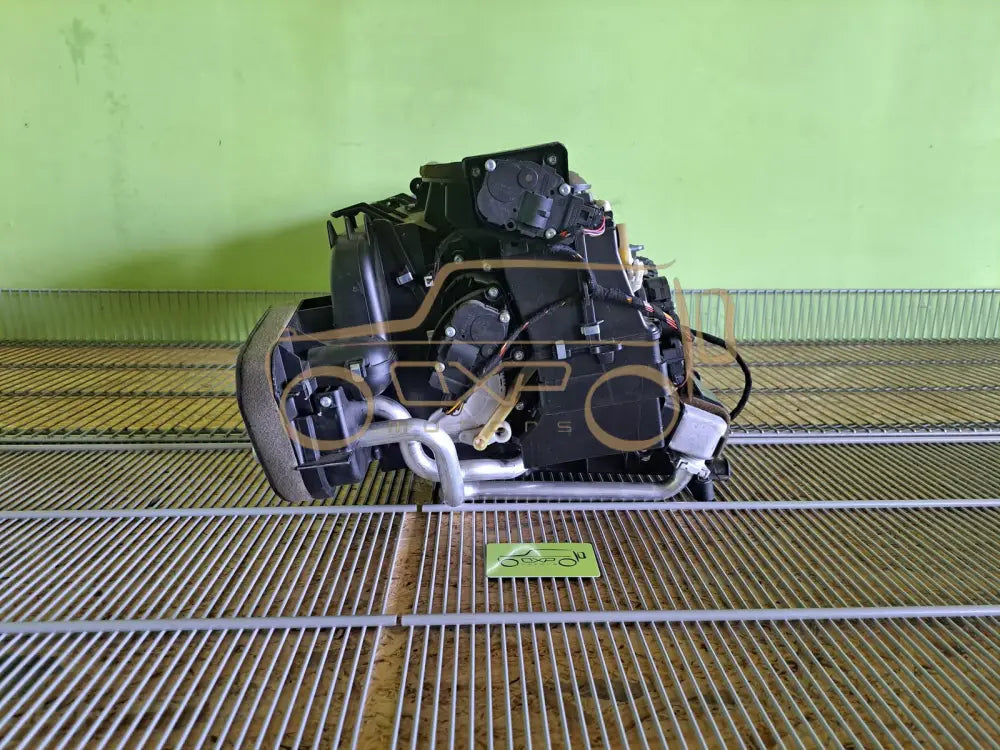 Mercedes-Benz G-Class W463 Air conditioning heater blower