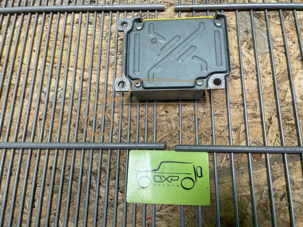 Mercedes-Benz G-Class W463 Airbag Control Module