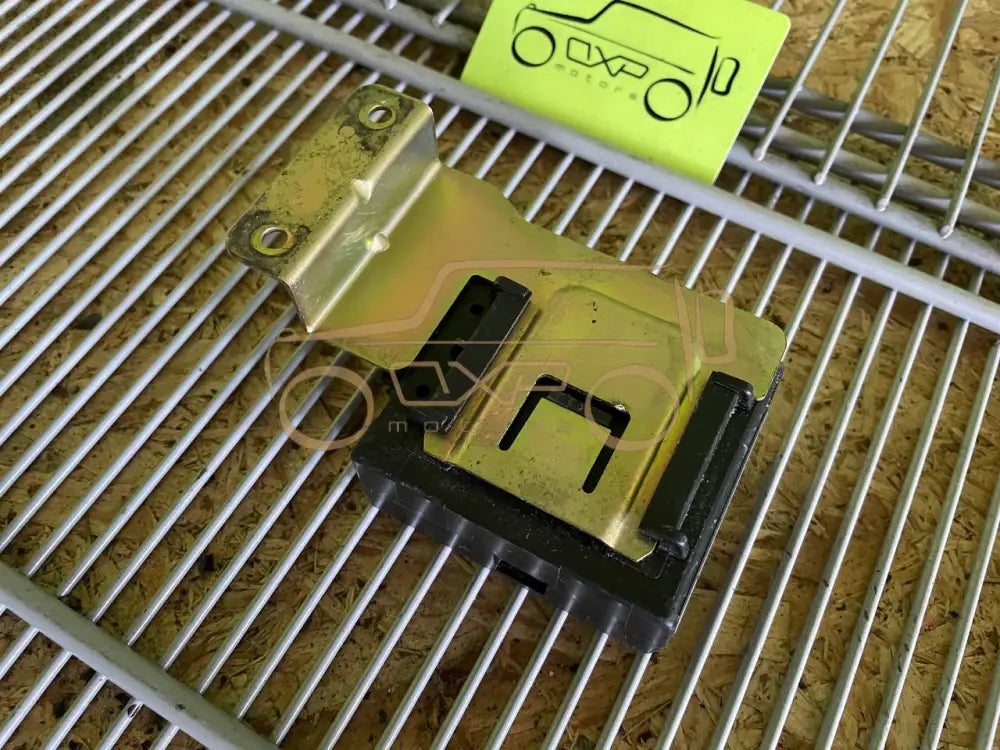 Mercedes-Benz G-Class W463 Alarm Module