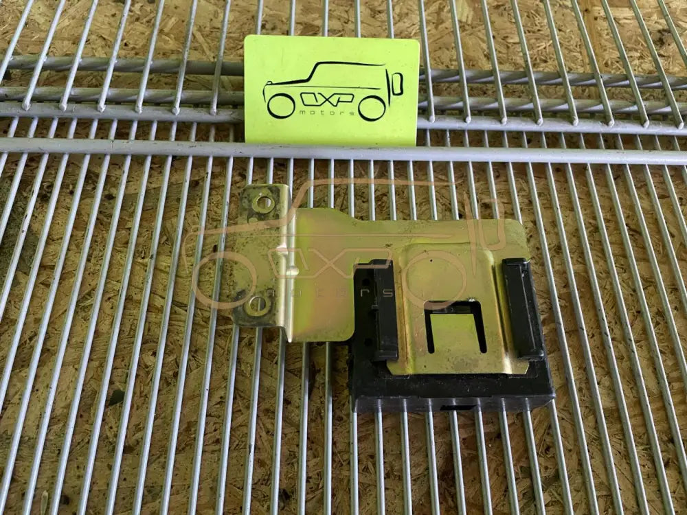 Mercedes-Benz G-Class W463 Alarm Module