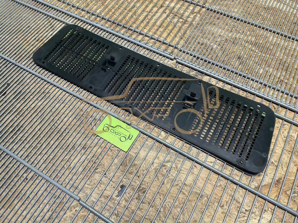Mercedes-Benz G-Class W463 Bonnet Grille Cover