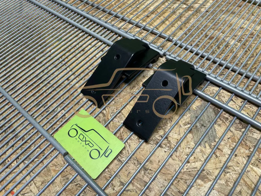 Mercedes-Benz G-Class W463 Bonnet Hinge Set