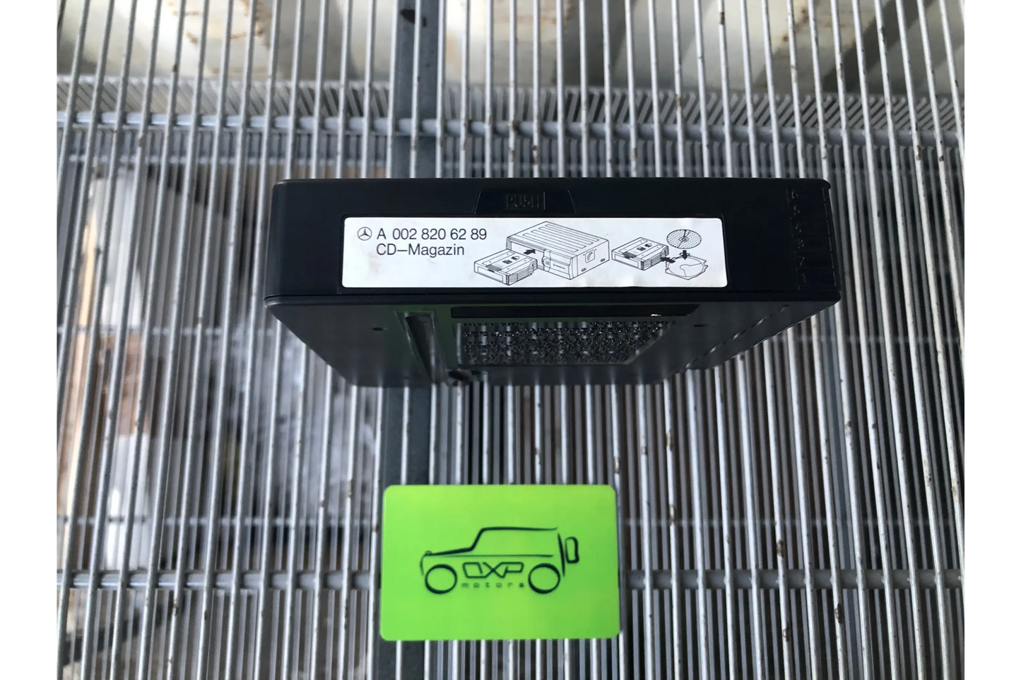 Mercedes-Benz G-Class W463 CD-Replacement cartridge