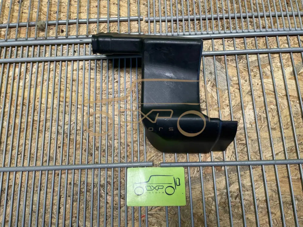 Mercedes-Benz G-class W463 Central Left Air Vent Duct