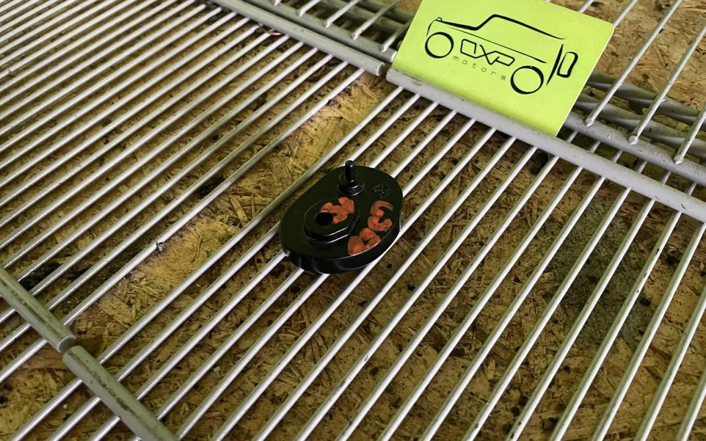 Mercedes-Benz G-Class W463 Divider grid holder right