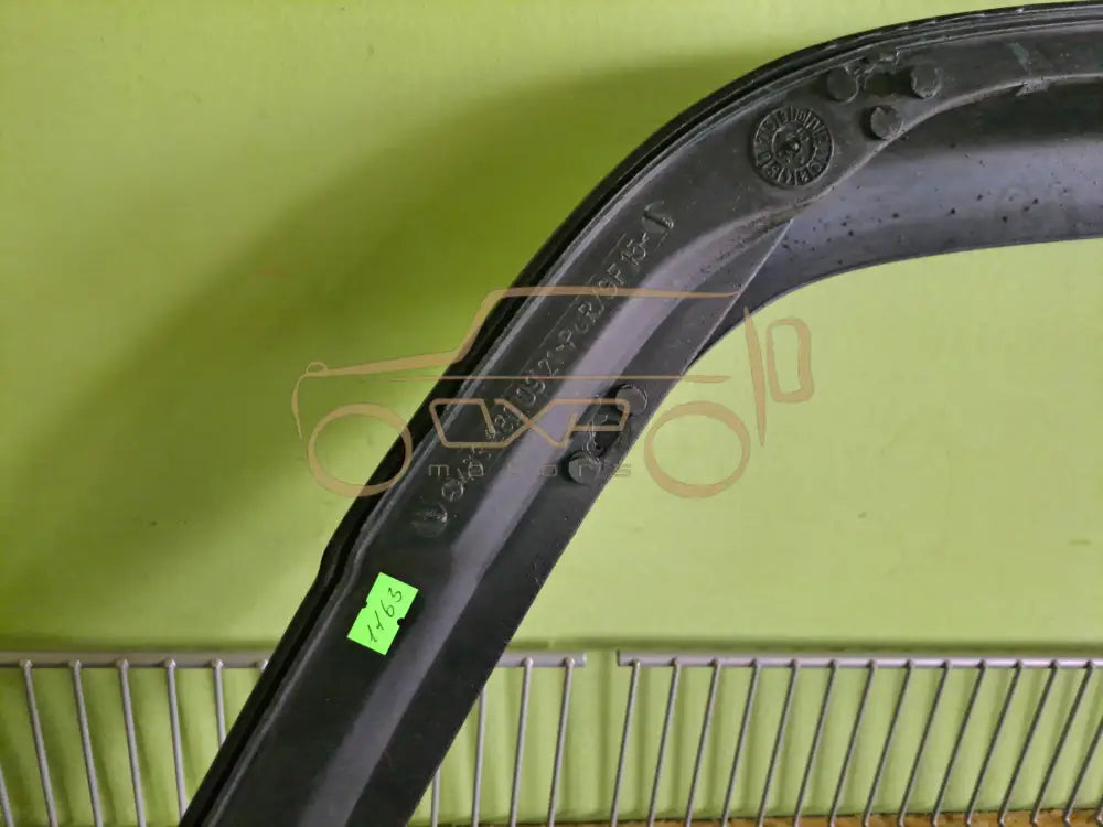 Mercedes-Benz G-Class W463 Fender flare rear left