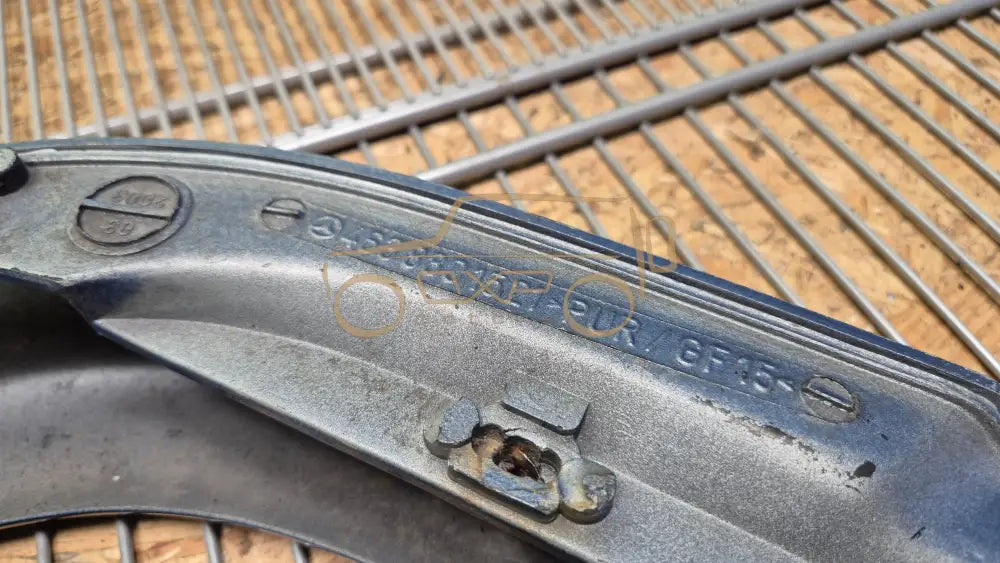 Mercedes-Benz G-Class W463 fender flare rear right - Fender flare rear right