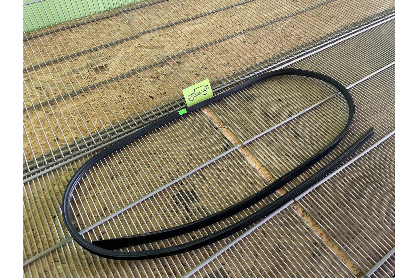 Mercedes-Benz G-Class W463 Front Door Glass Frame Seal