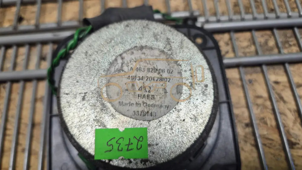 Mercedes-Benz G-Class W463 Front Legroom Speaker