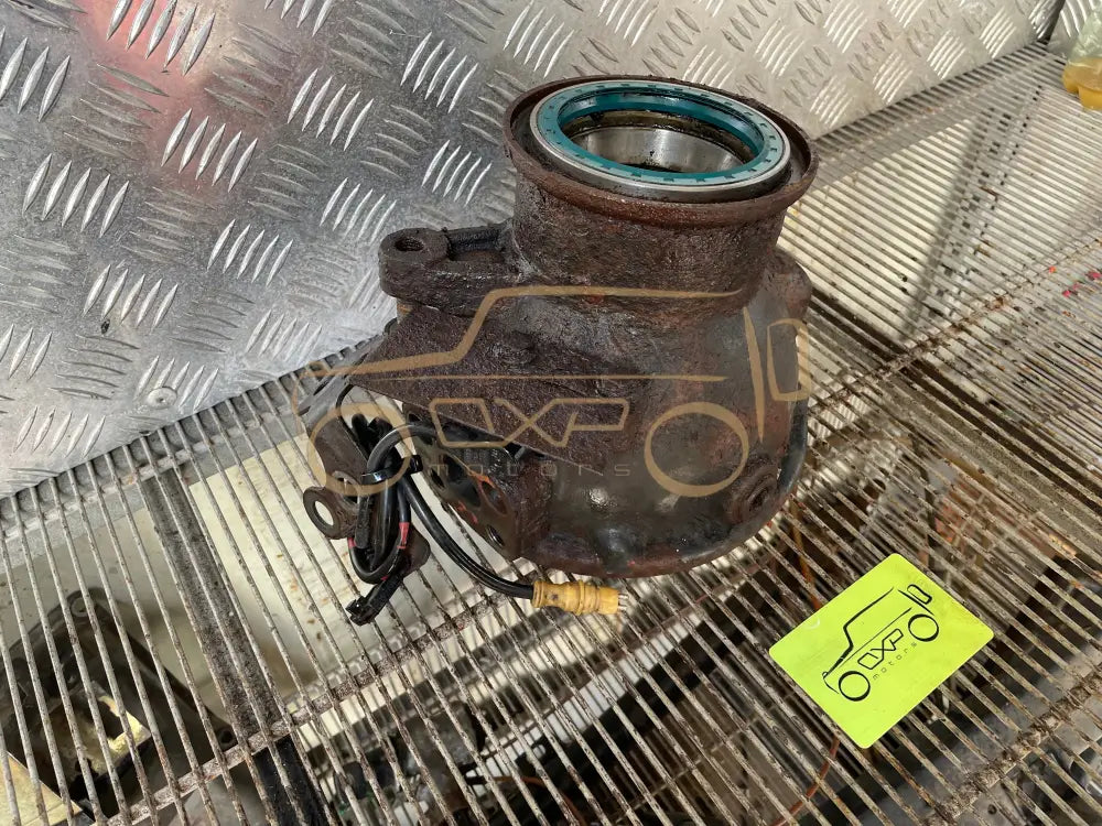 Mercedes-Benz G-Class W463 Front Right Axle Steering Knuckle