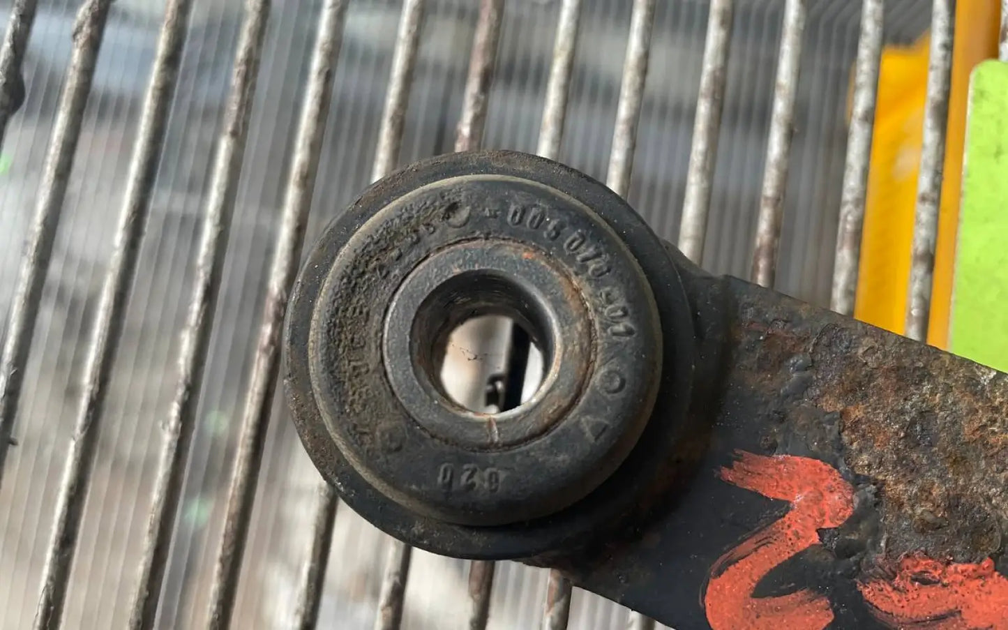 Mercedes-Benz G-Class W463 Front Stabilizer Bar Link Rod Strut