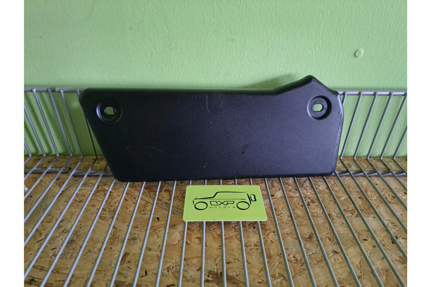 Mercedes-Benz G-Class W463 Fuse box cover