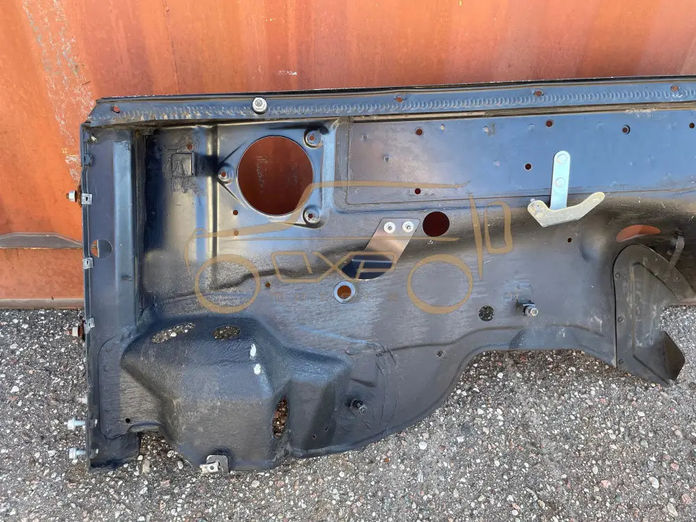 Mercedes-Benz G-Class W463 G320/350 07-18. Left Wheelhouse