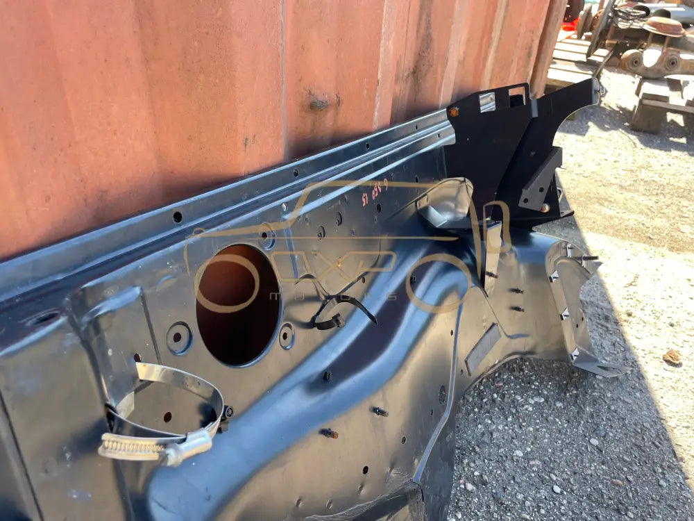 Mercedes-Benz G-Class W463 G320/350 07-18. Right Wheelhouse