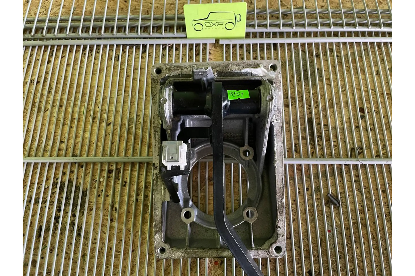 Mercedes-Benz G-Class W463 G350 2015 RHD Brake Pedal