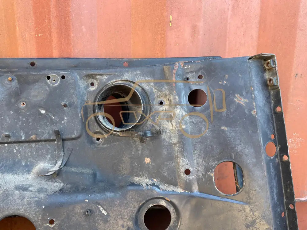 Mercedes-Benz G-Class W463 G350 93. Wheelhouse panel left