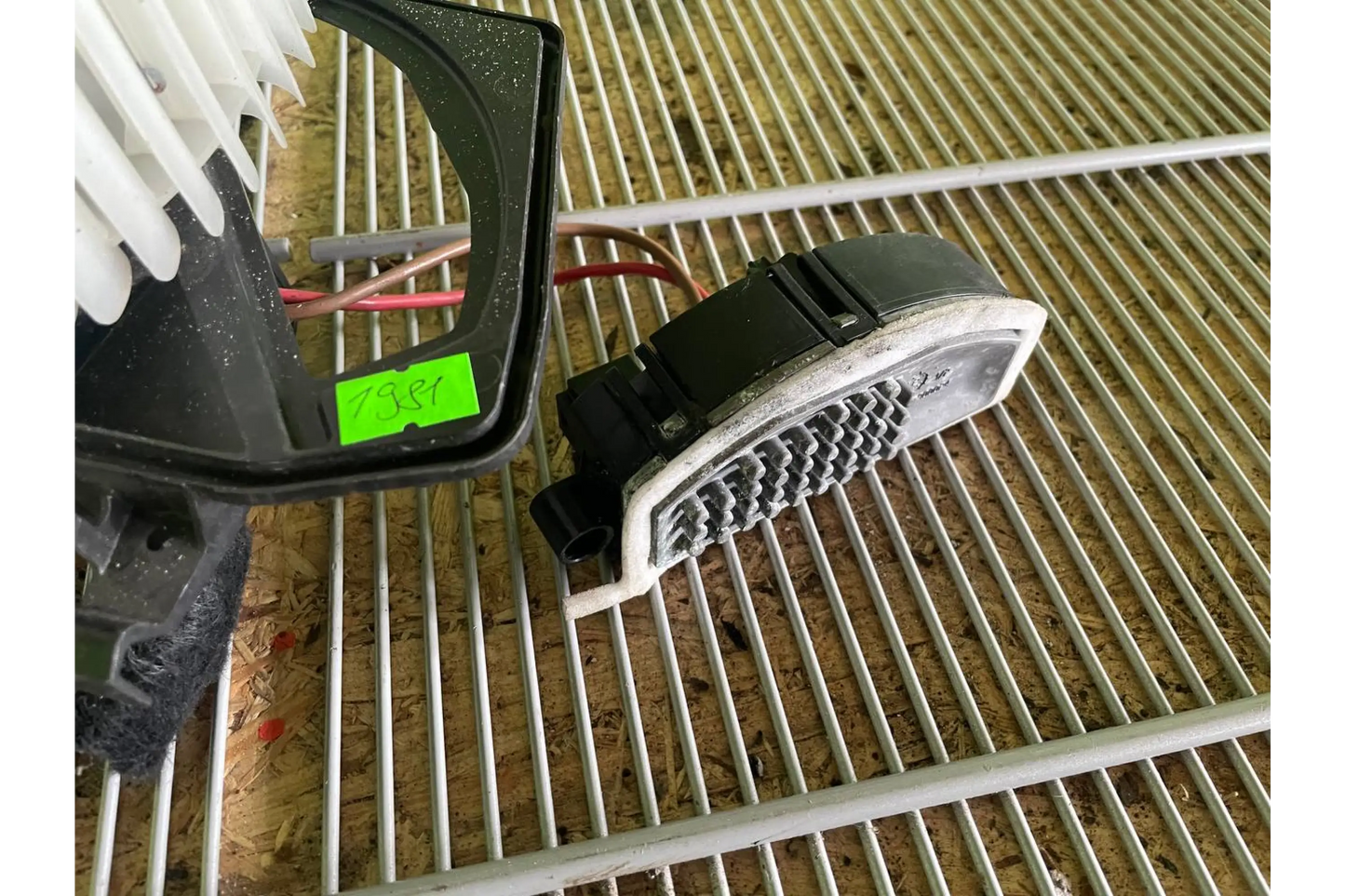 Mercedes-Benz G-Class W463 G350 Interior Blower