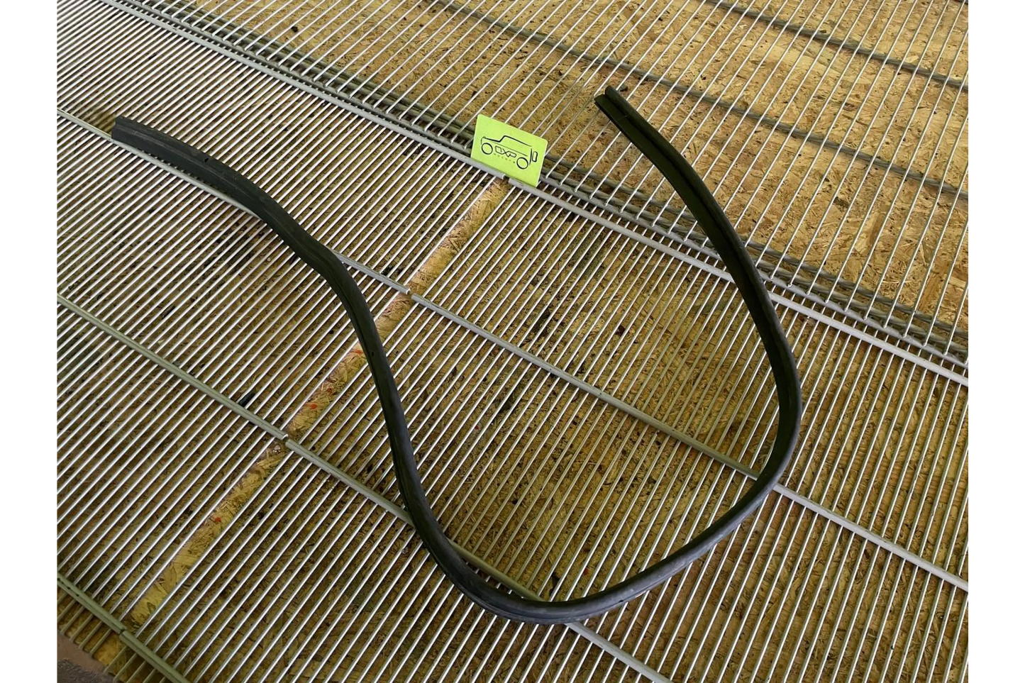 Mercedes-Benz G-Class W463 G400 2003 Engine Hood Seal - engine hood