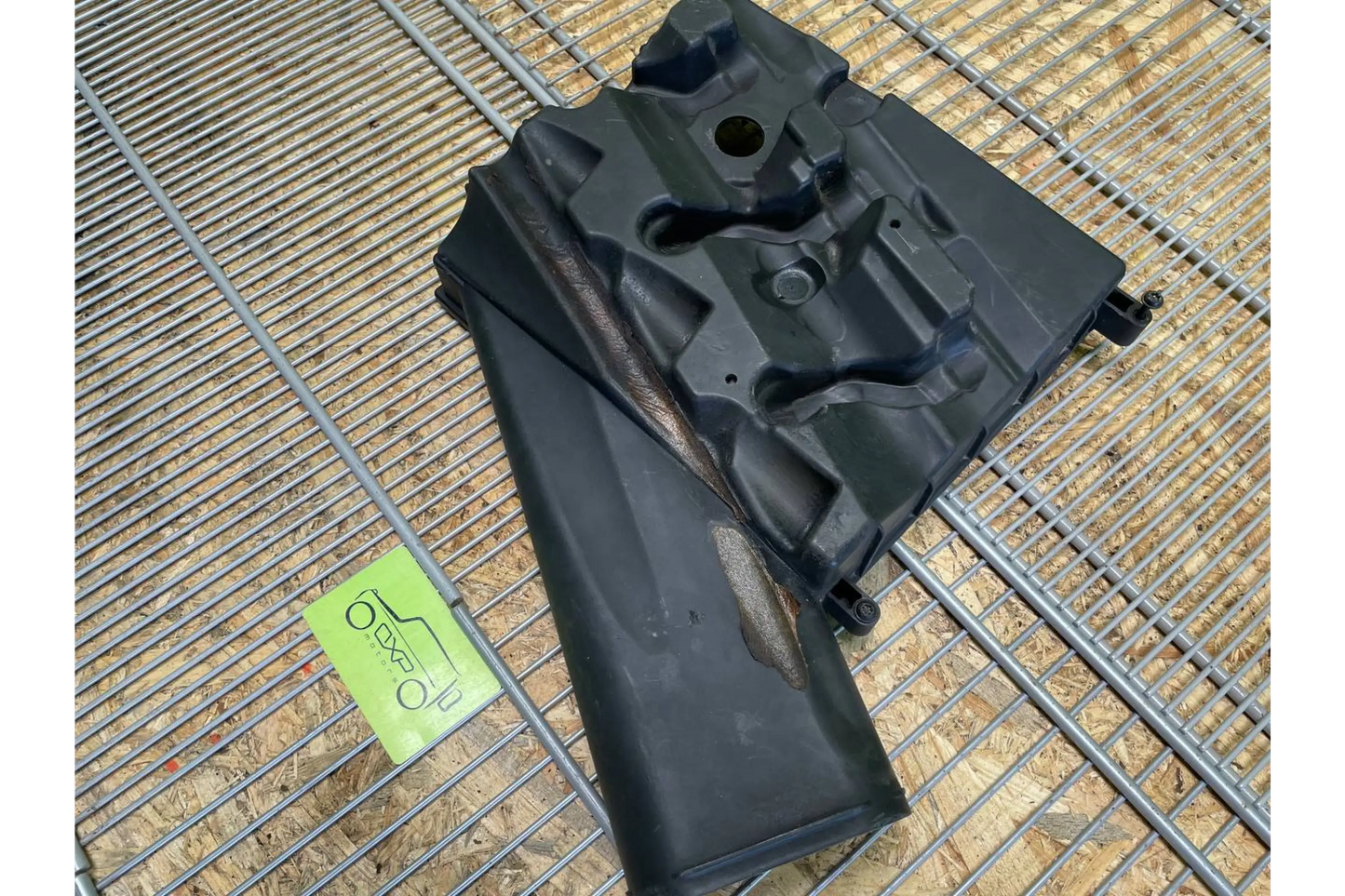Mercedes-Benz G-Class W463 G400 Air Filter Housing Box