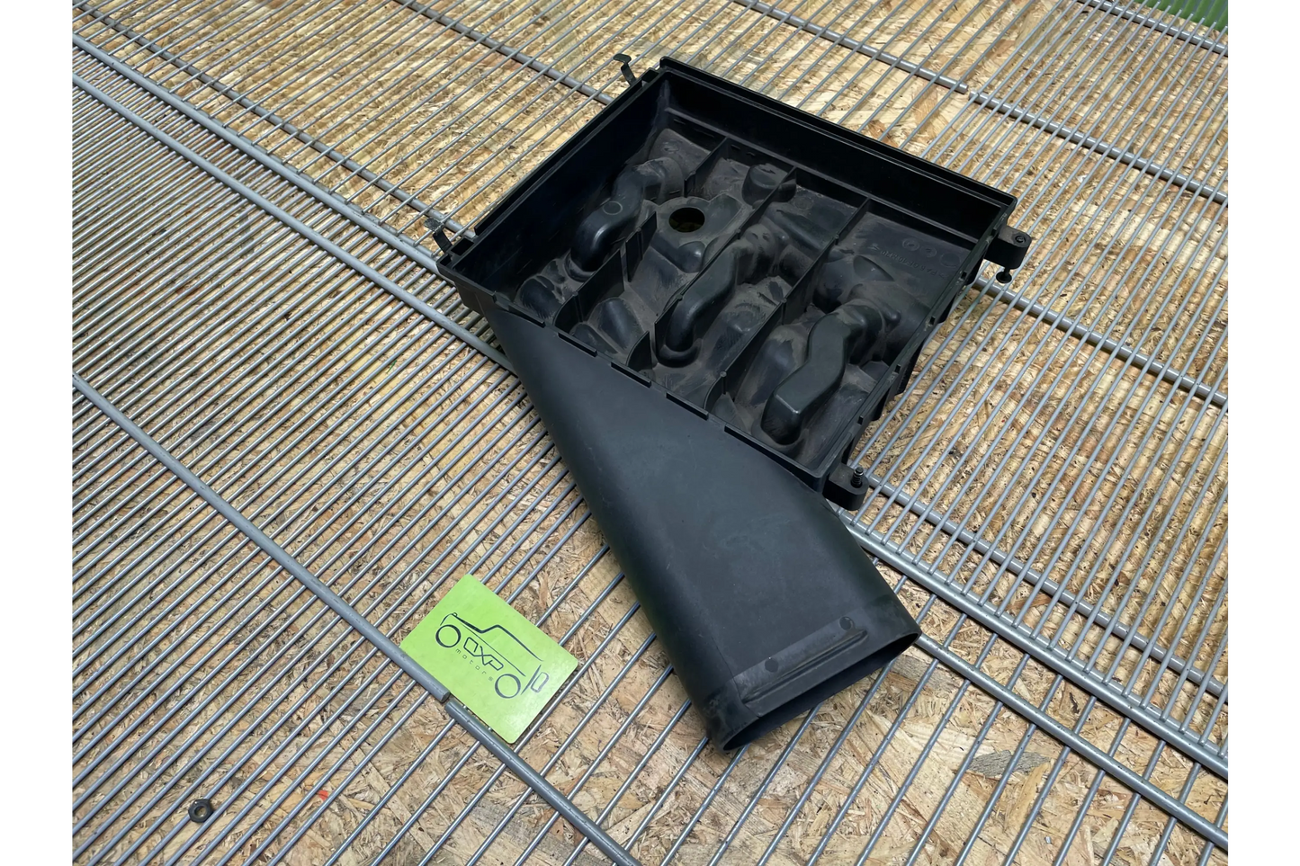 Mercedes-Benz G-Class W463 G400 Air Filter Housing Box