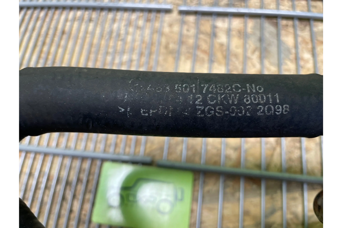 Mercedes-Benz G-Class W463 G500 Radiator Cooling Pipe