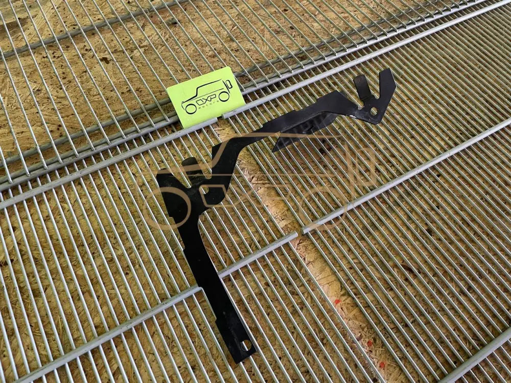 Mercedes-Benz G-Class W463 GPS Antenna Mount Bracket