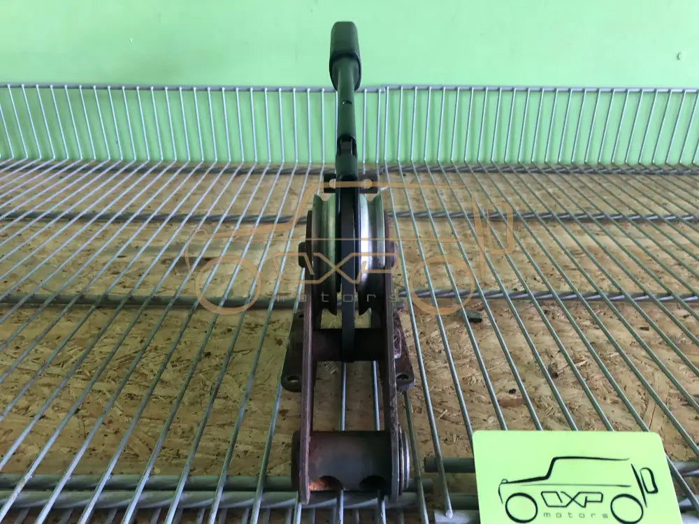 Mercedes-Benz G-Class W463 Handbrake